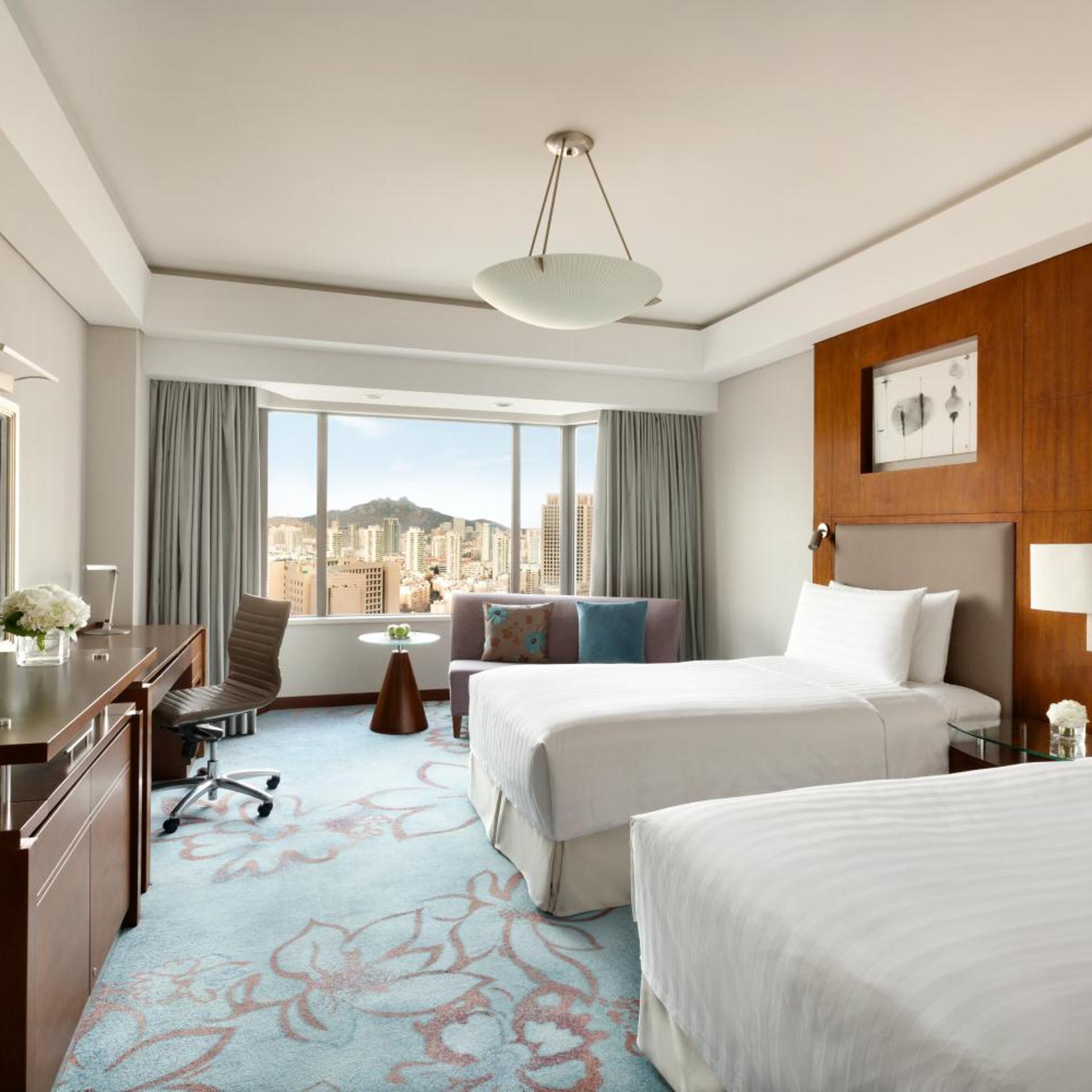 Grand, Deluxe, Single Bed, City Wing