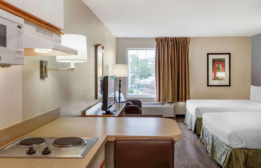 Extended Stay America Suites Boston Marlborough 50/55