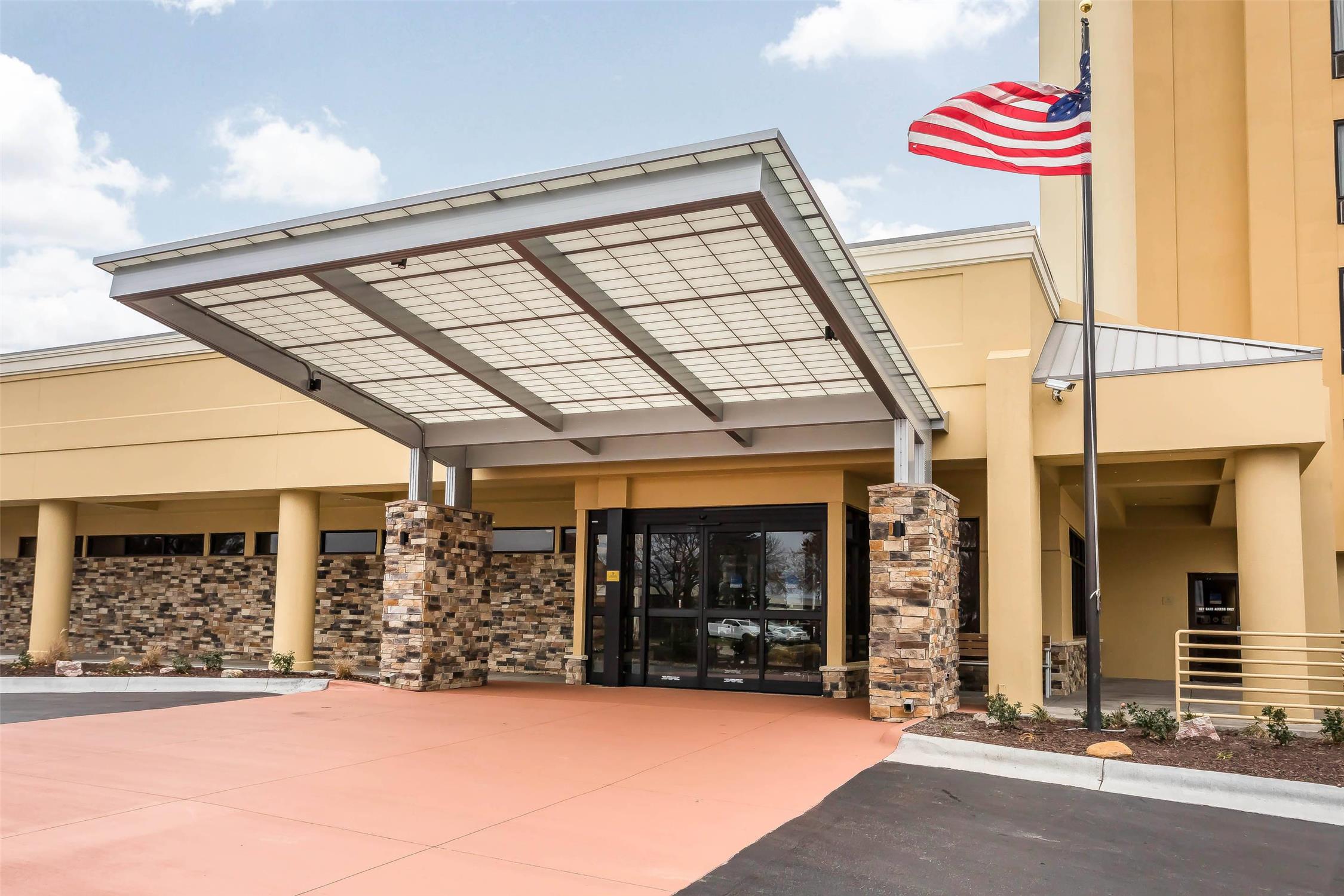 Comfort Inn SW Omaha I-80 1/13