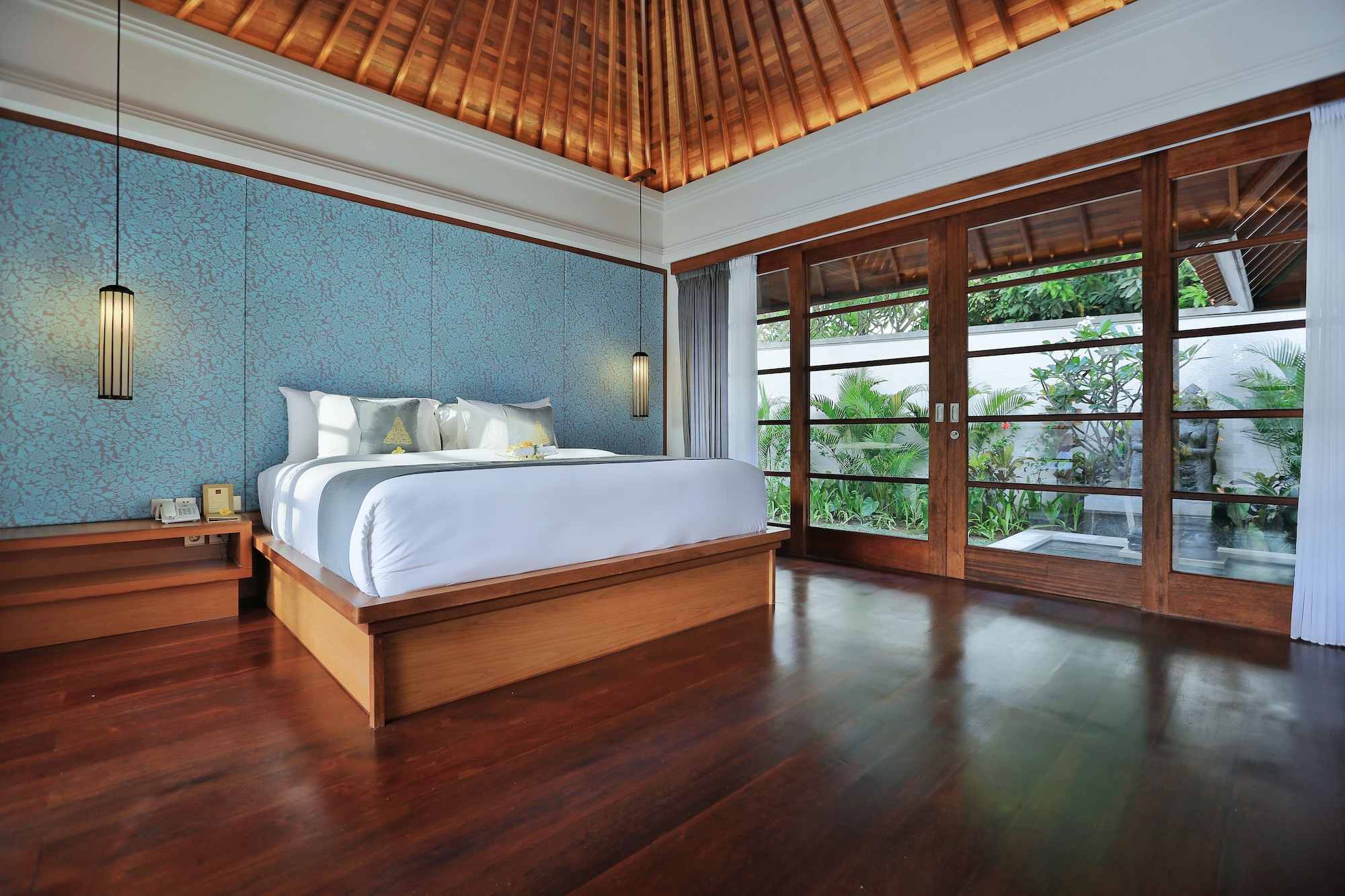 1 BEDROOM, VILLA, PRIVATE POOL