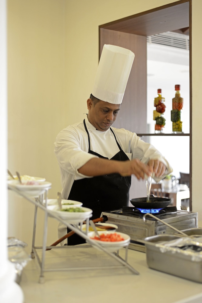 Athiva Resort & Spa Khandala 8/48