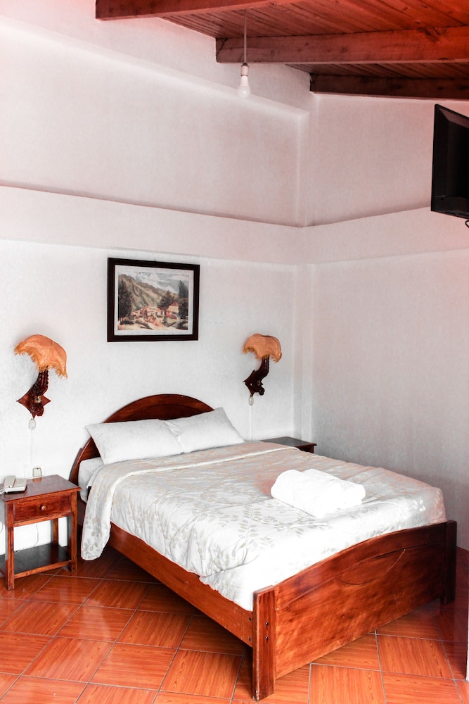 San Blas Plaza Inn 11/62