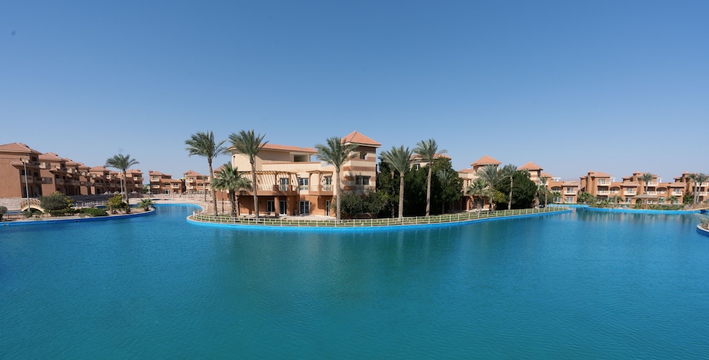 Parrotel Lagoon Waterpark Resort 81/88