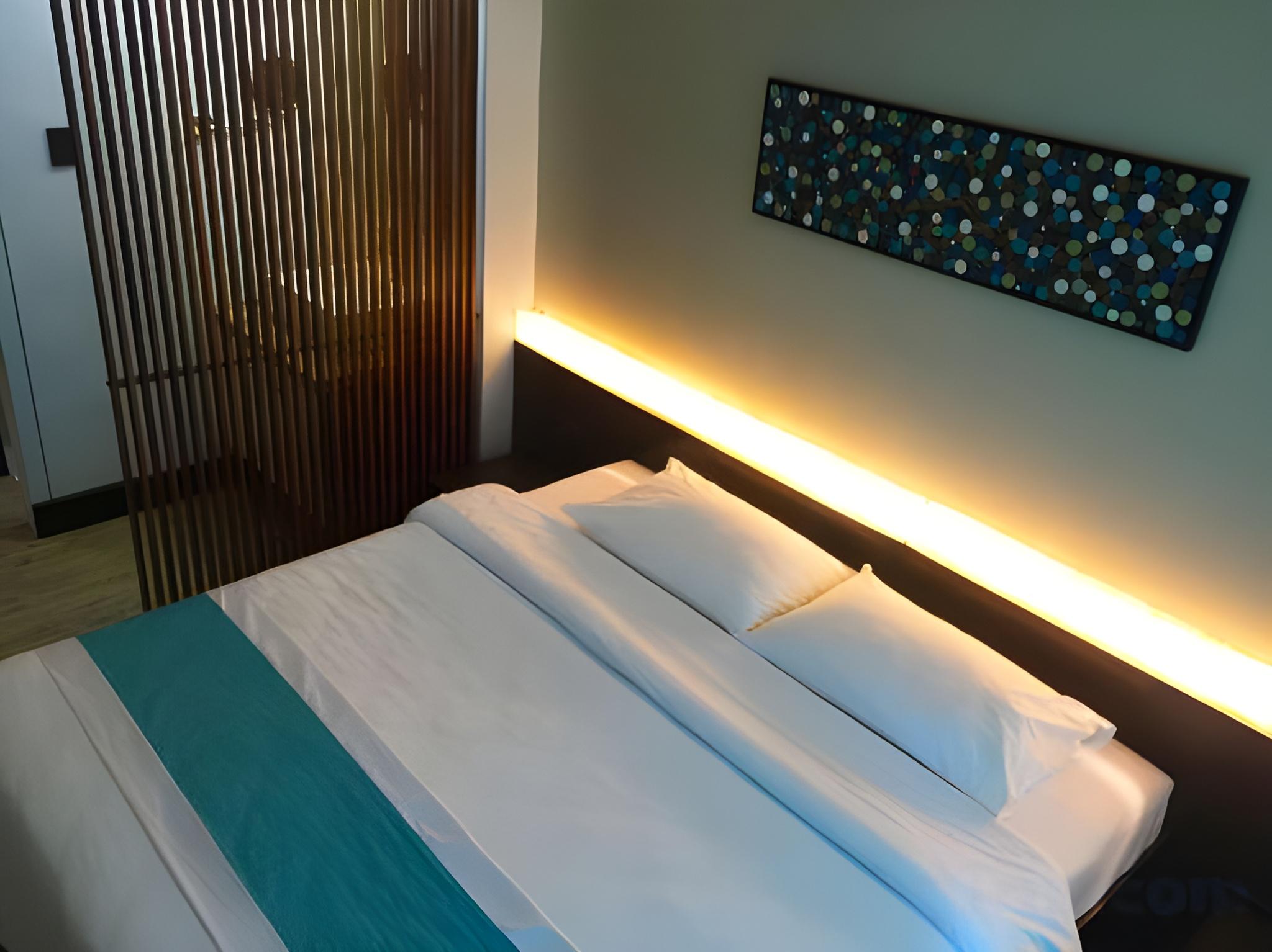 Twin Tides Panglao 8/15