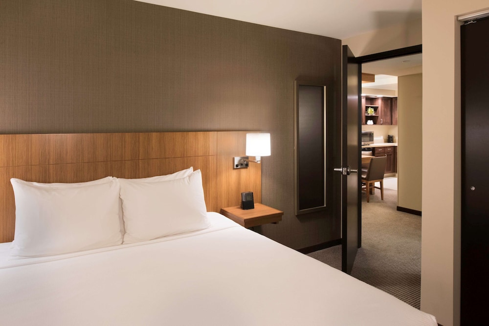 Hyatt Place Cleveland Westlake Crocker Park 13/66