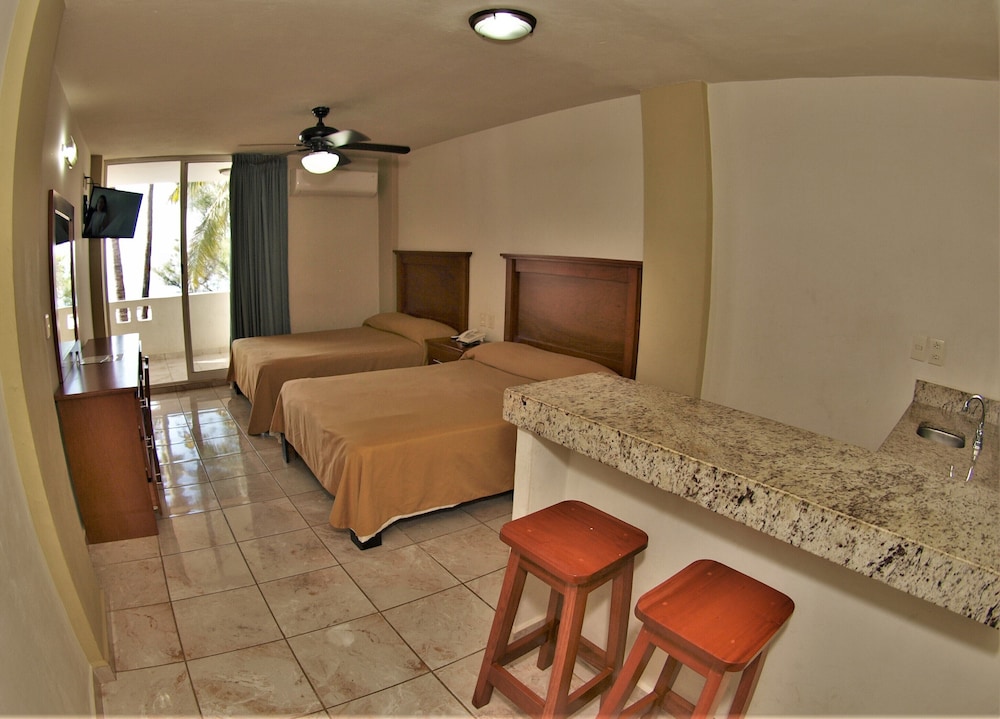Las Jacarandas Hotel 27/37