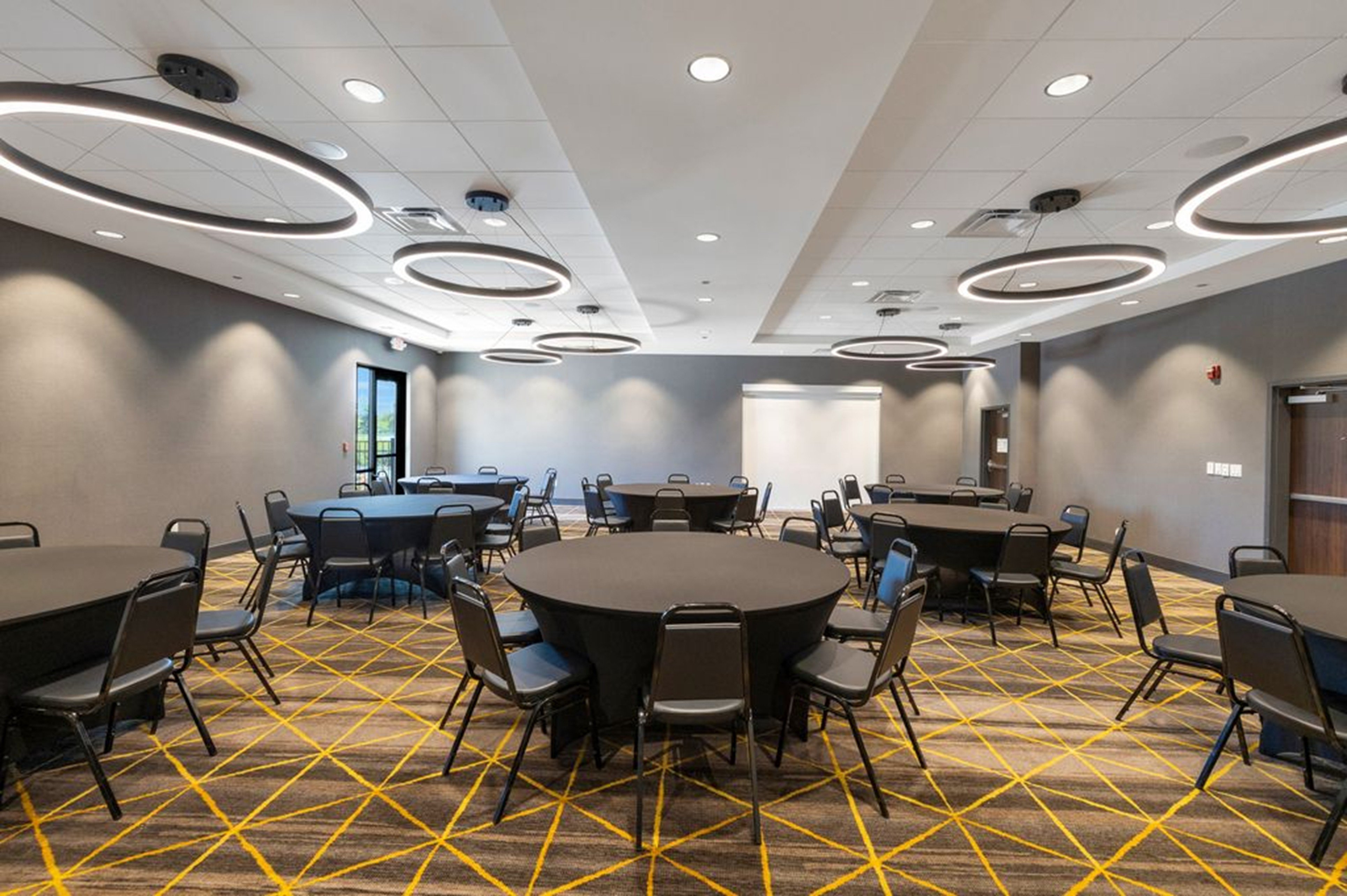 Holiday Inn - Chicago - Tinley Park, an IHG Hotel 43/50