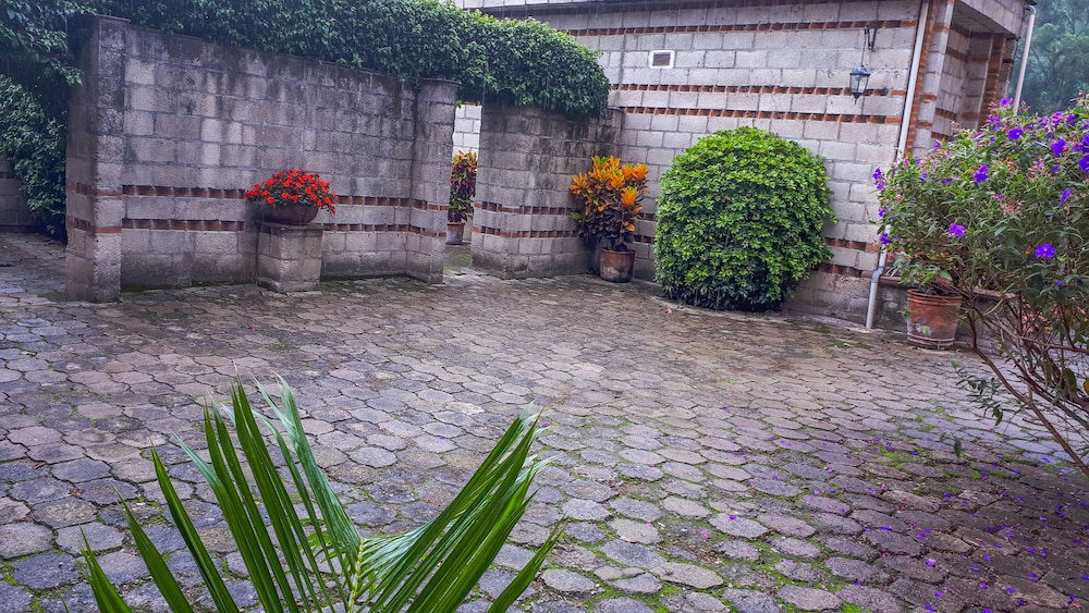 Hotel San Buenaventura De Atitlan 20/50