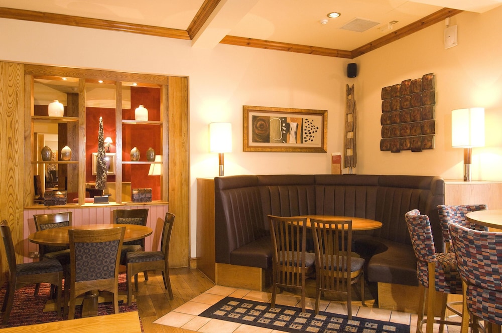 Premier Inn Liverpool (Roby) 34/42