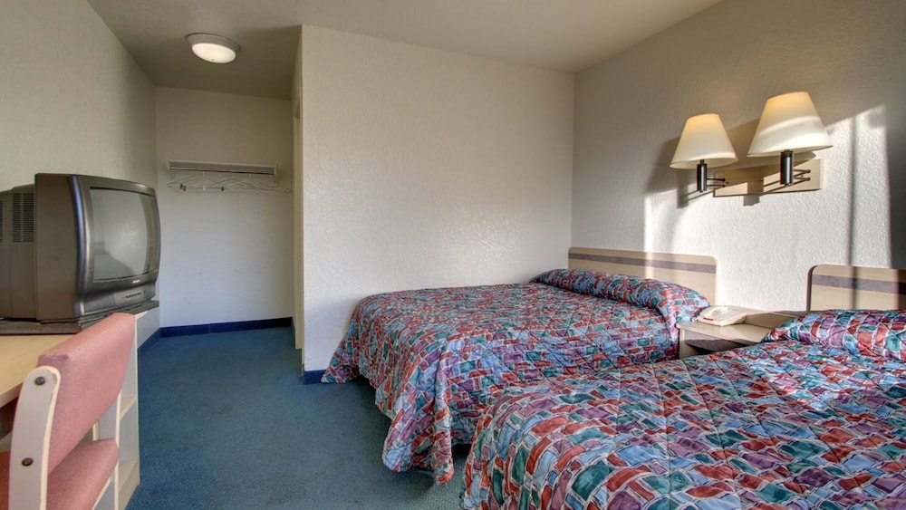 Motel6 Owensboro, KY 33/50