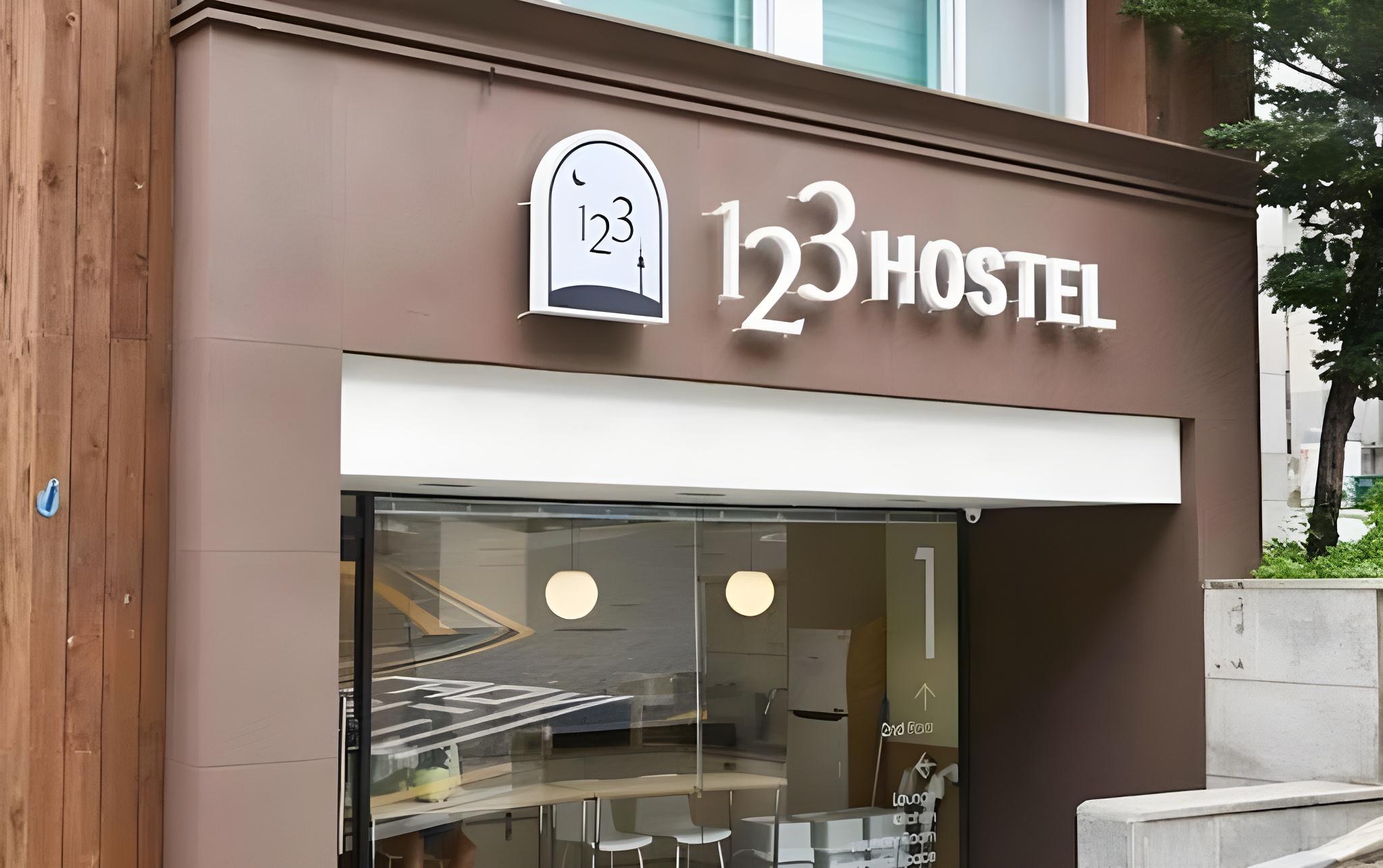 123 Hostel 11/53