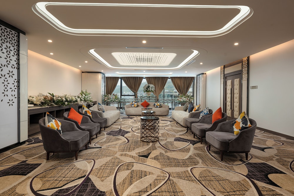 DeLaSea Ha Long Hotel 43/50