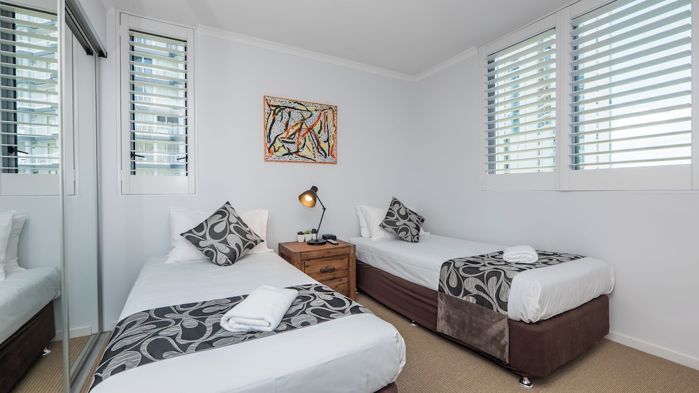 2 BEDROOMS, APARTMENT, 2 BATHROOMS
