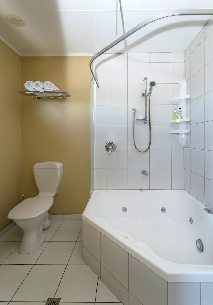 Blenheim Spa Motor Lodge 26/47