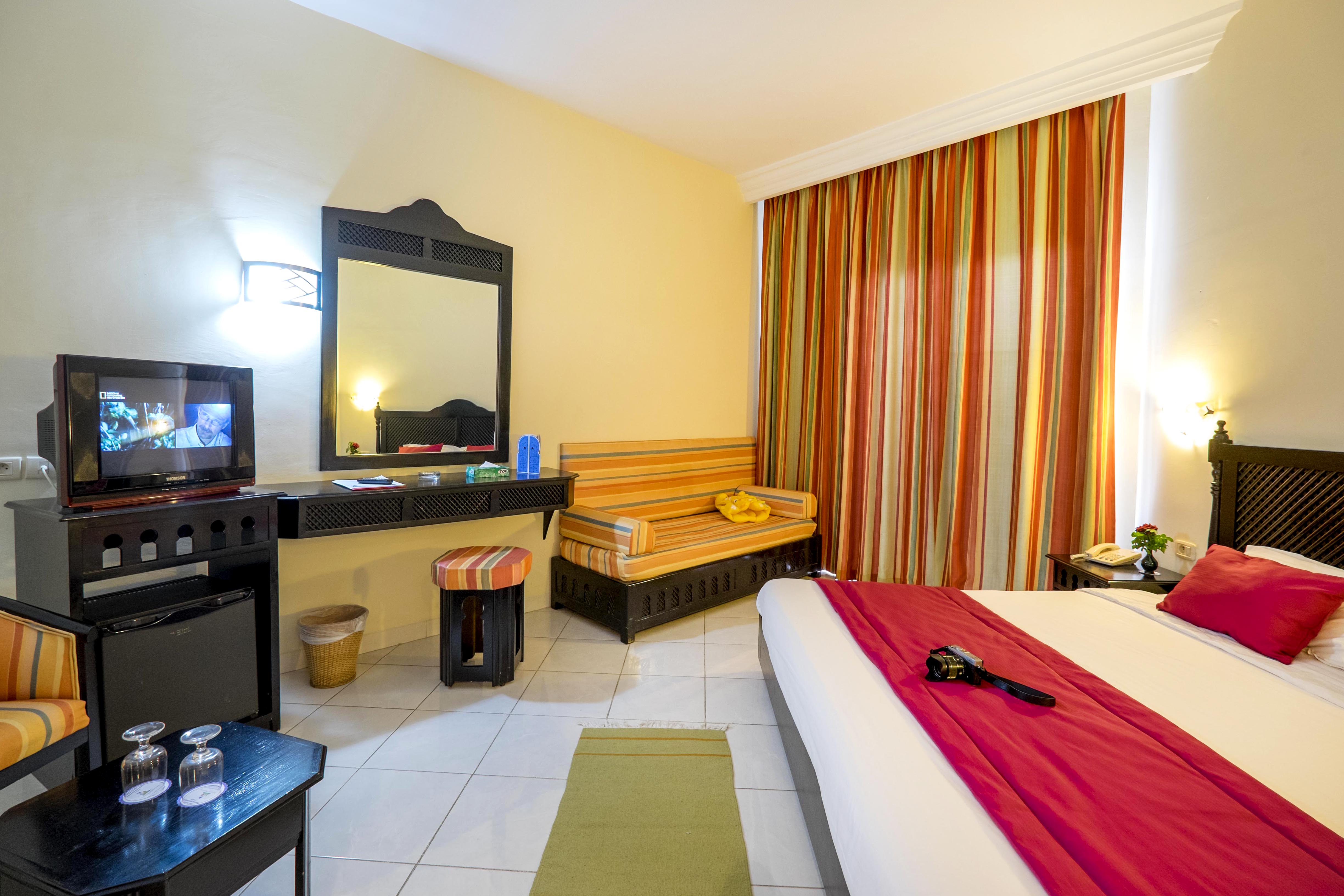 Single Standard Room with Child