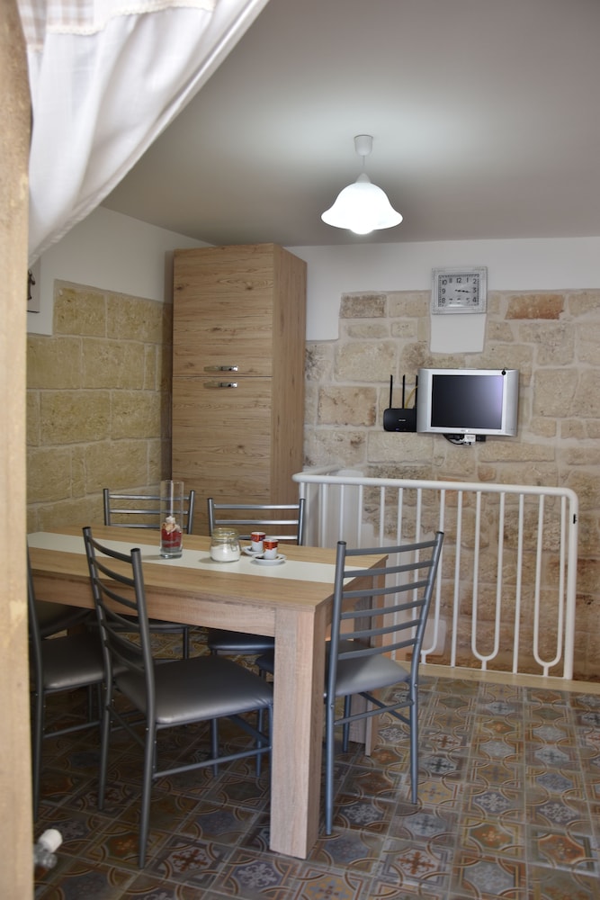 Terracielo Guest House 39/50