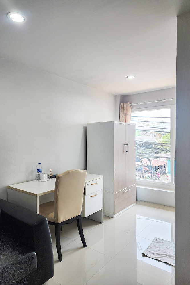 Freesia Guesthouse Suvarnabhumi 29/34