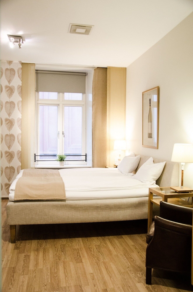 Hotel Vanilla 24/60