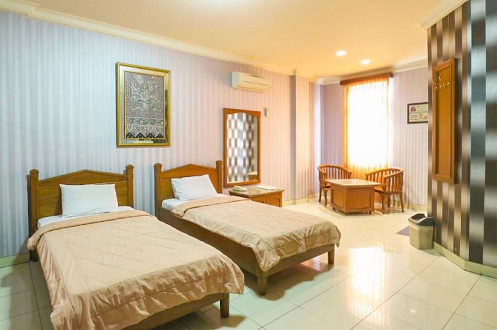 Hotel 678 Kemang 15/33