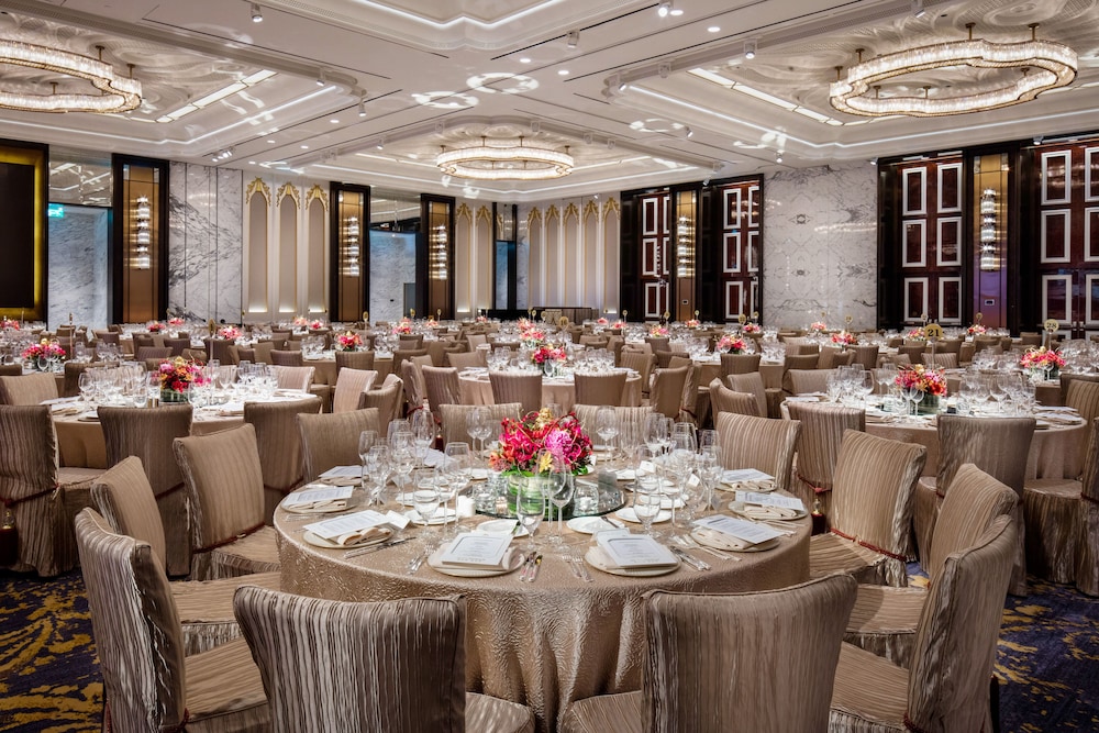 MGM COTAI 52/56