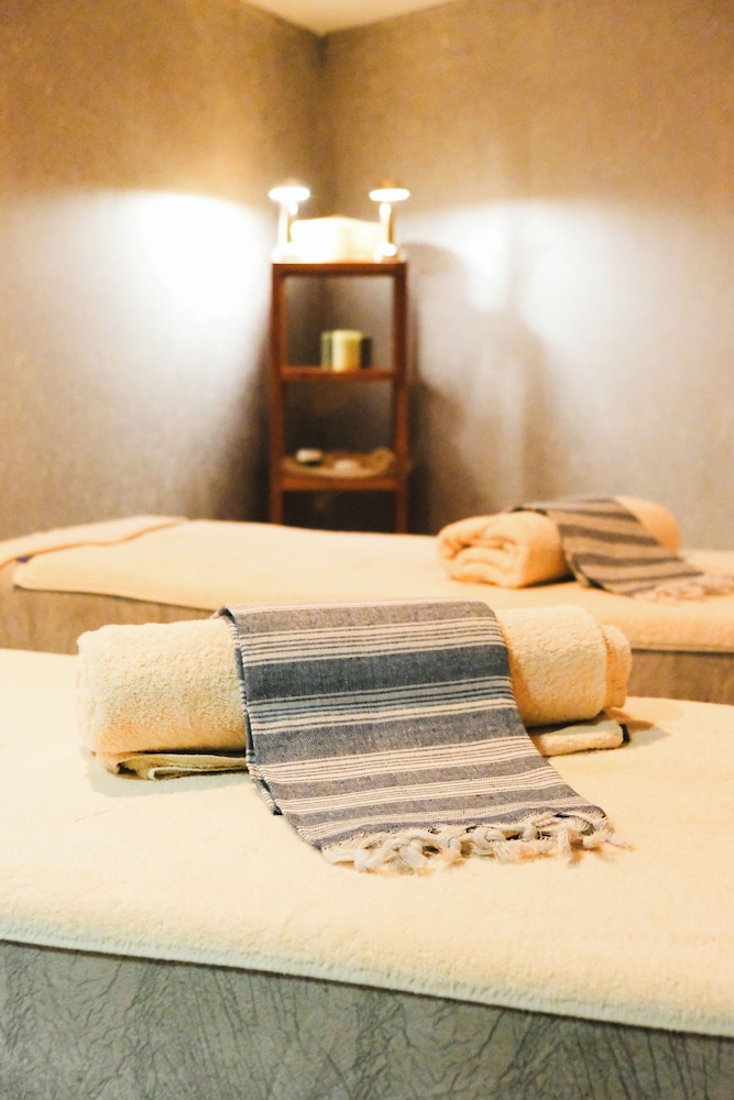 Armis Hotel 30/50