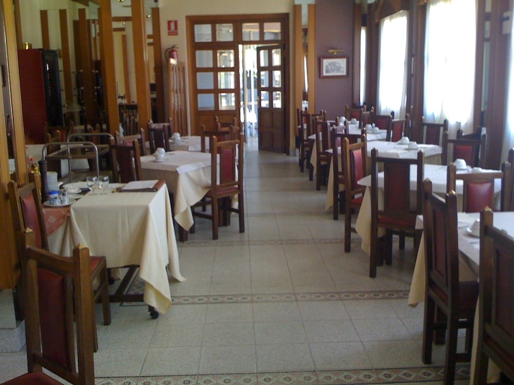 Hotel Zeus 44/59