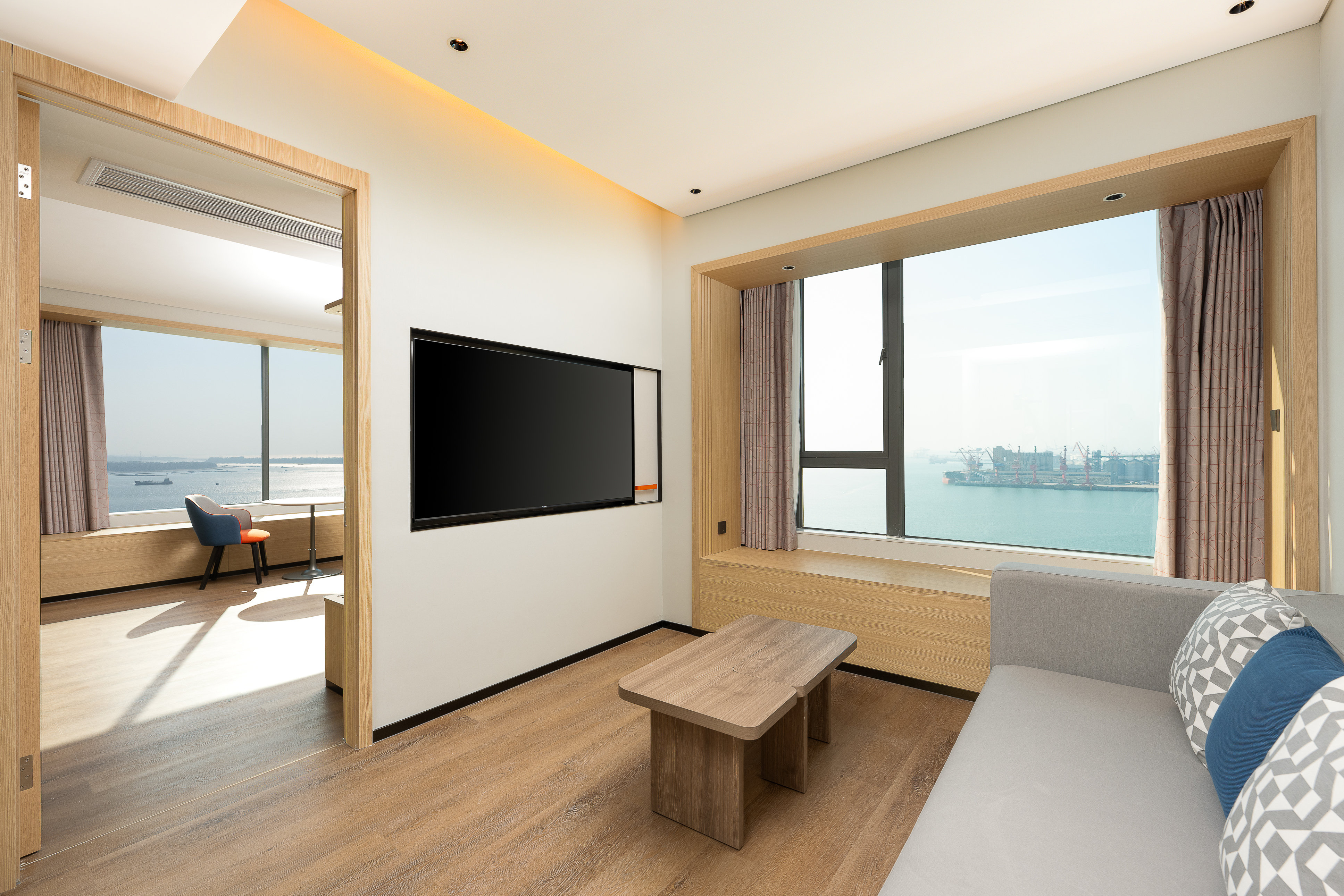 Holiday Inn Express Zhanjiang Coast 21/41