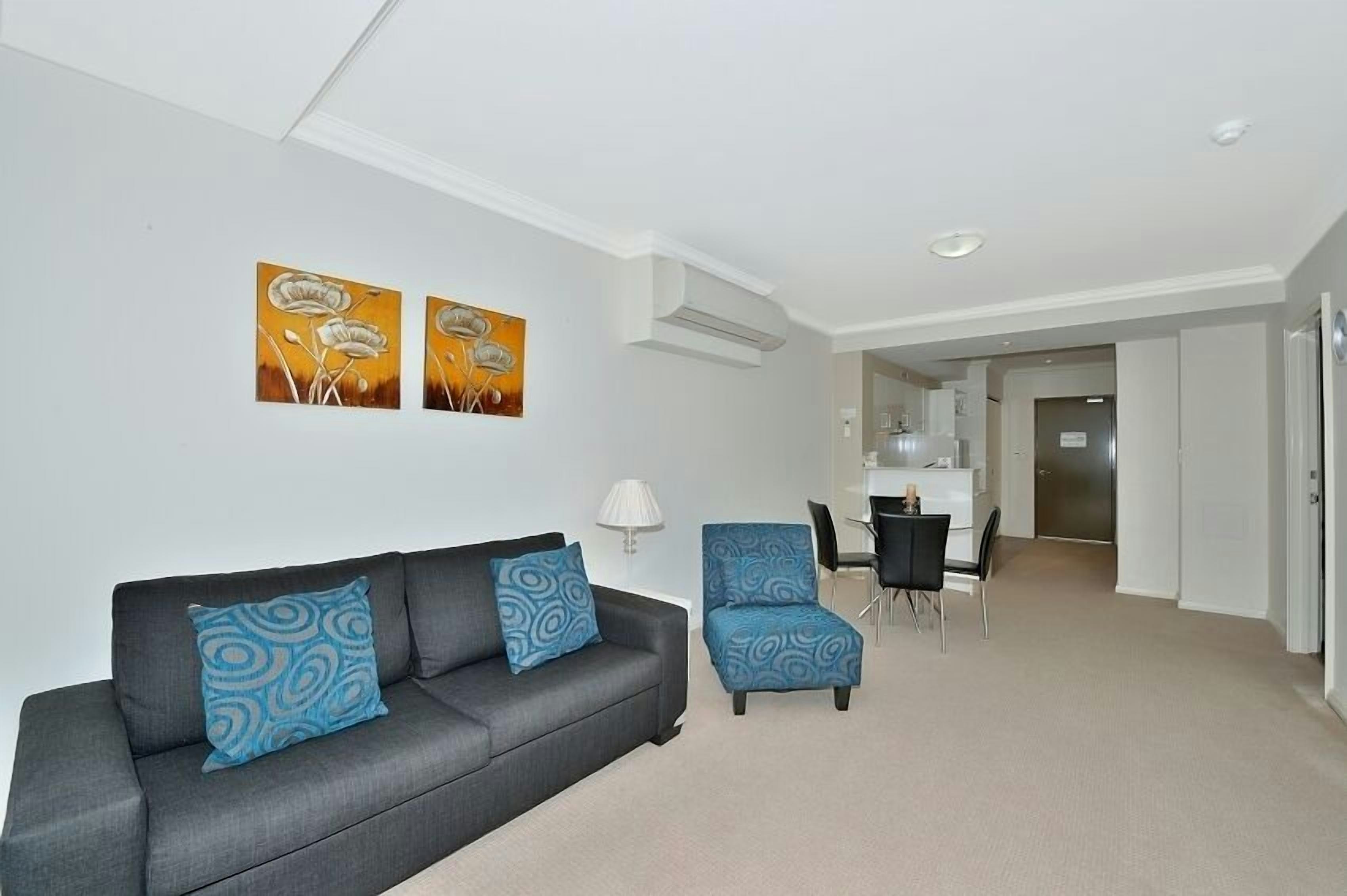 Dolphin Quay Apartments 50/71