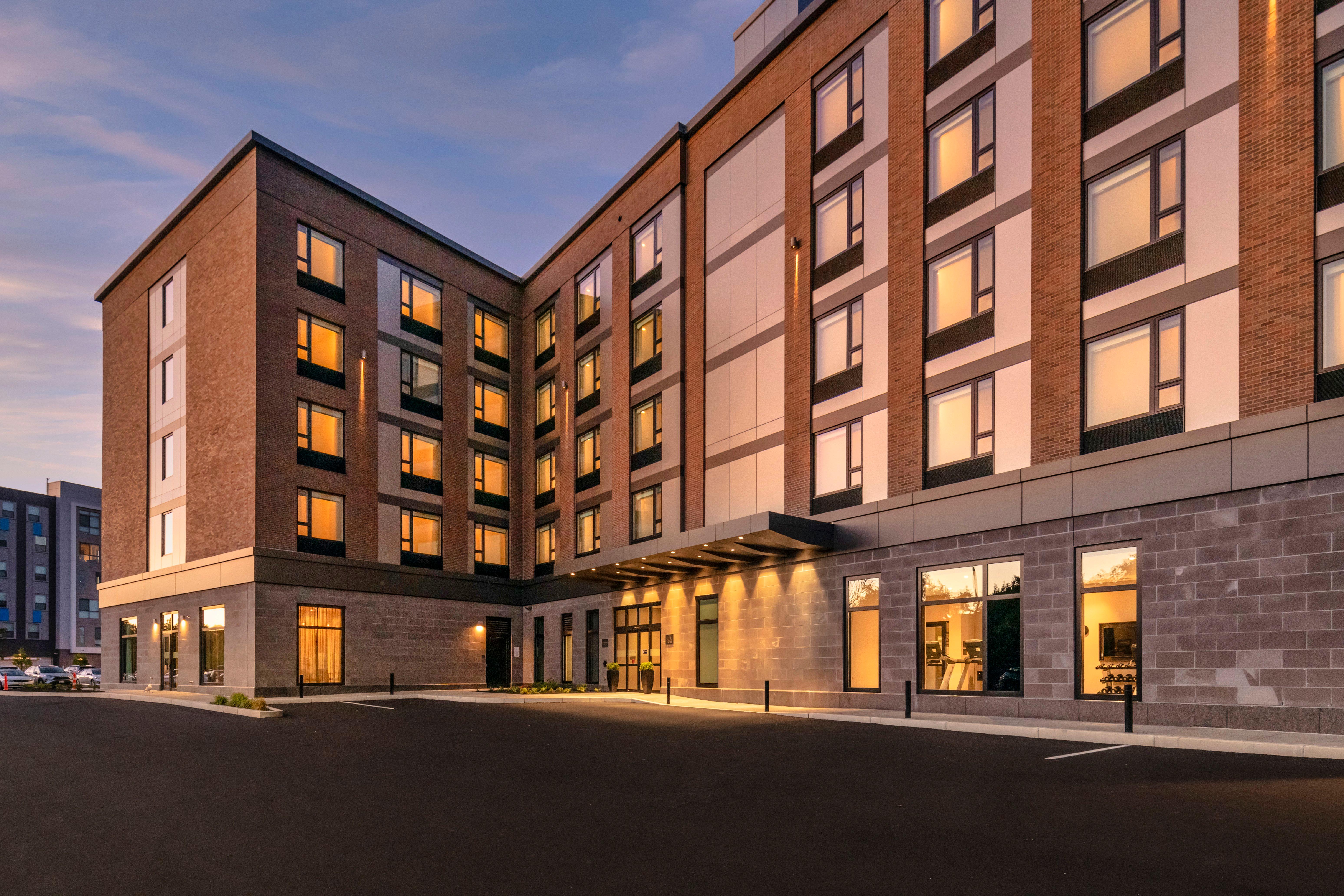 Holiday Inn Express Boston Logan Airport - Revere 46/53