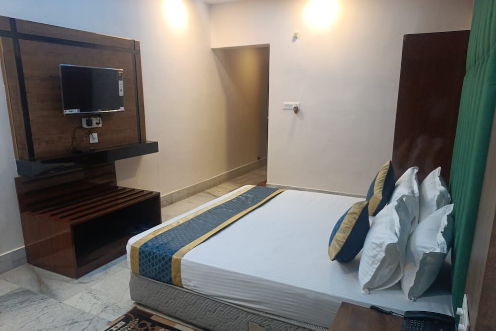 Hotel Taj Darbar 22/45