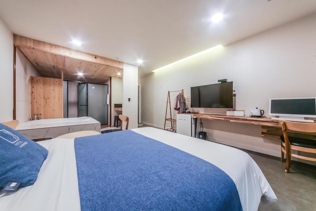 Jawoori Hotel Do An 17/79