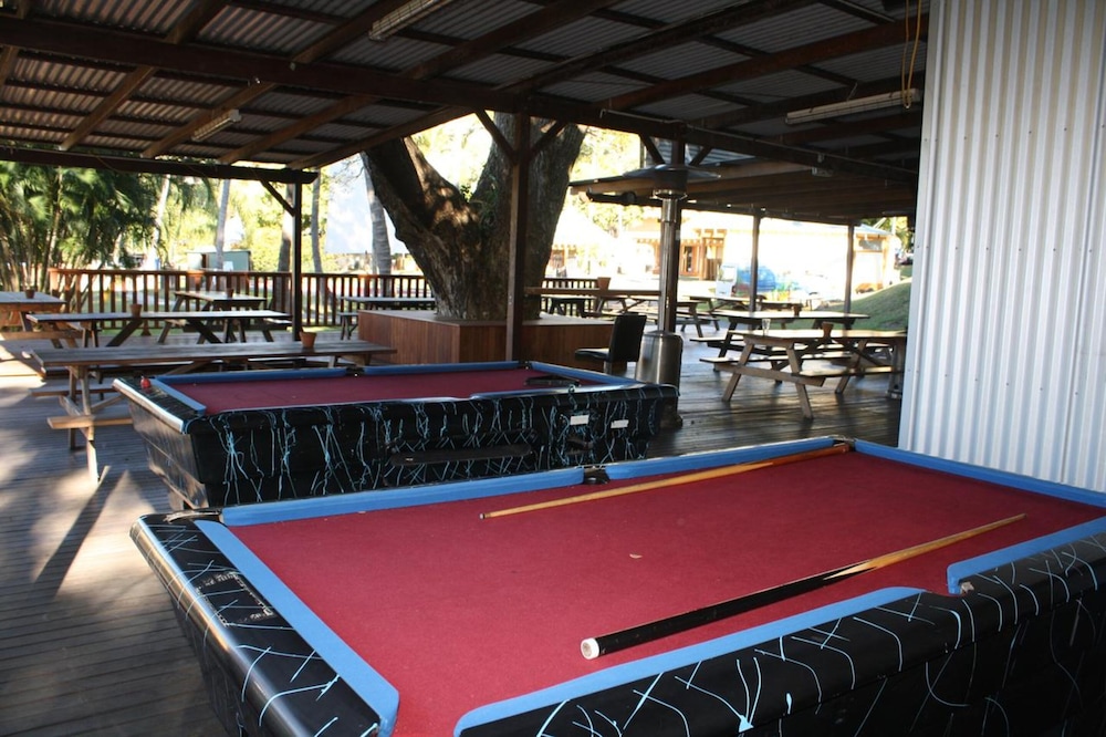 Nomads Airlie Beach - Adults Only 12/66