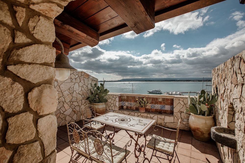 B&B Porta Marina Ortigia 24/50