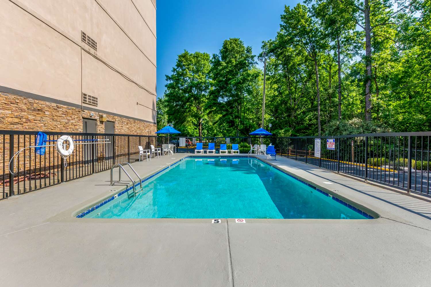 Comfort Inn Charlotte Airport Uptown 22/40
