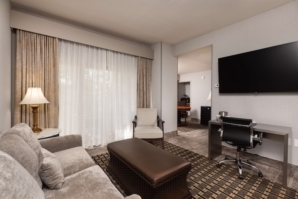 Inn at the Colonnade Baltimore a DoubleTree by Hilton Hotel 43/96