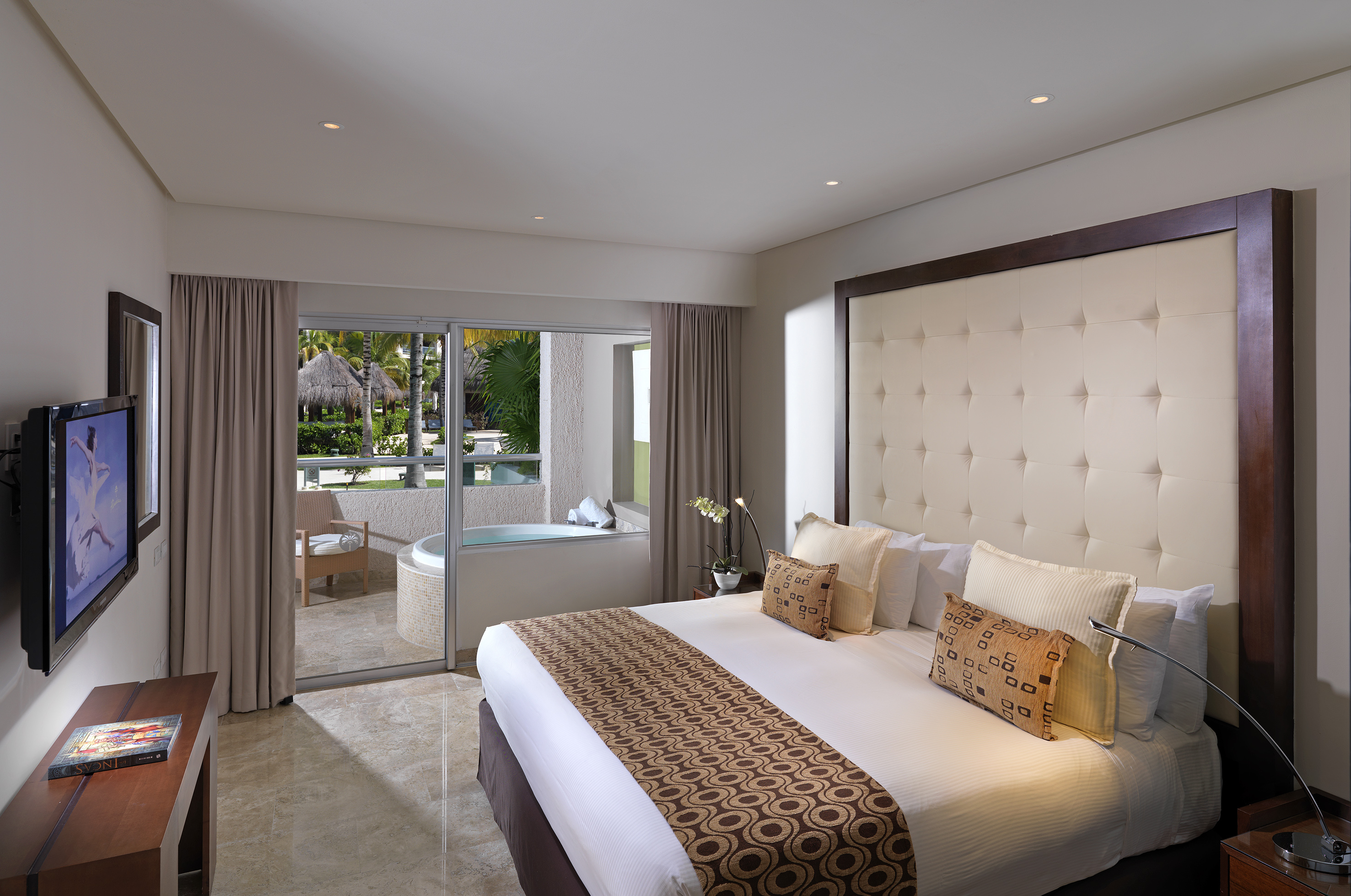 Suite, Nature View