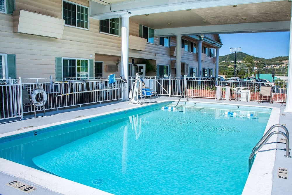 Quality Inn Grants Pass, OR 47/59