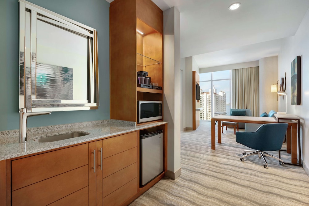 Embassy Suites By Hilton Sarasota Fl 9/65