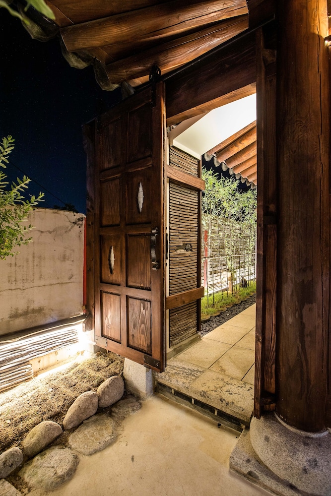 Soi Hanok Stay 36/50