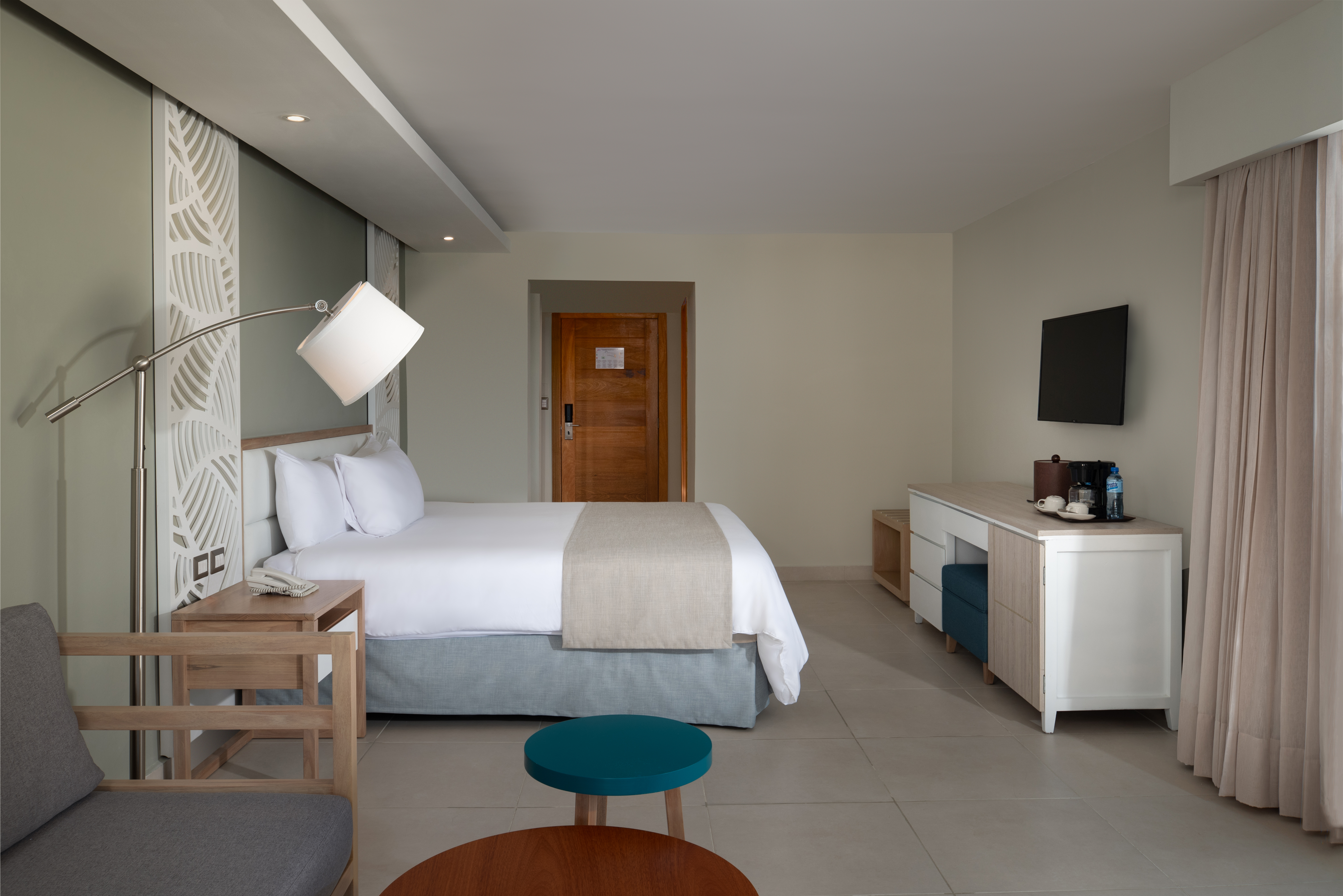 Select, Junior Suite, Double Bed, Garden View, Adult Only