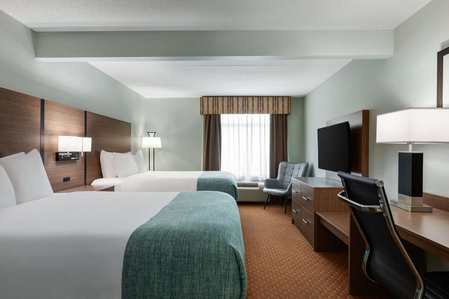 Wingate By Wyndham Louisville East 4/19