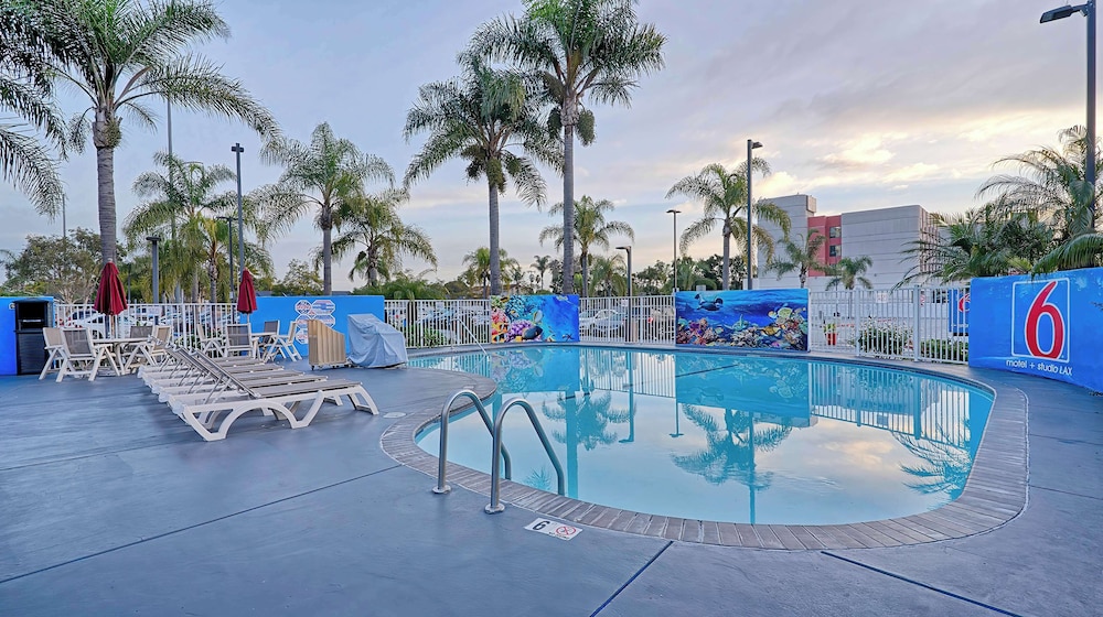 Studio6 Suites Los Angeles, CA - Los Angeles LAX 29/33