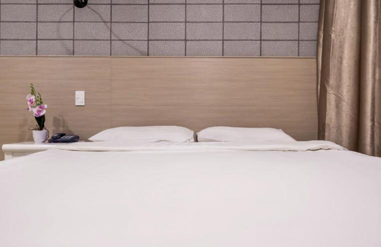 Apple Hotel 22/36