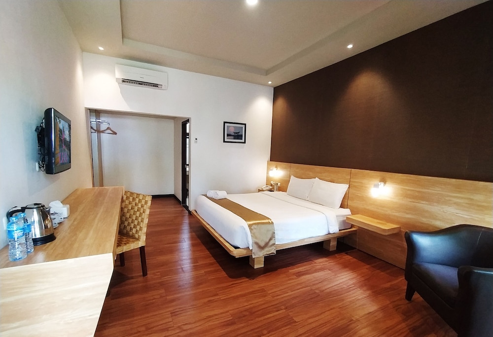 Kuraya Hotel Residence 10/50