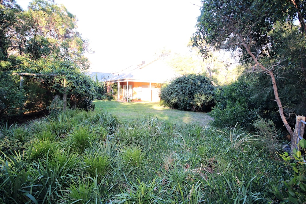 MARGARET RIVER BED AND BREAKFAST 37/48
