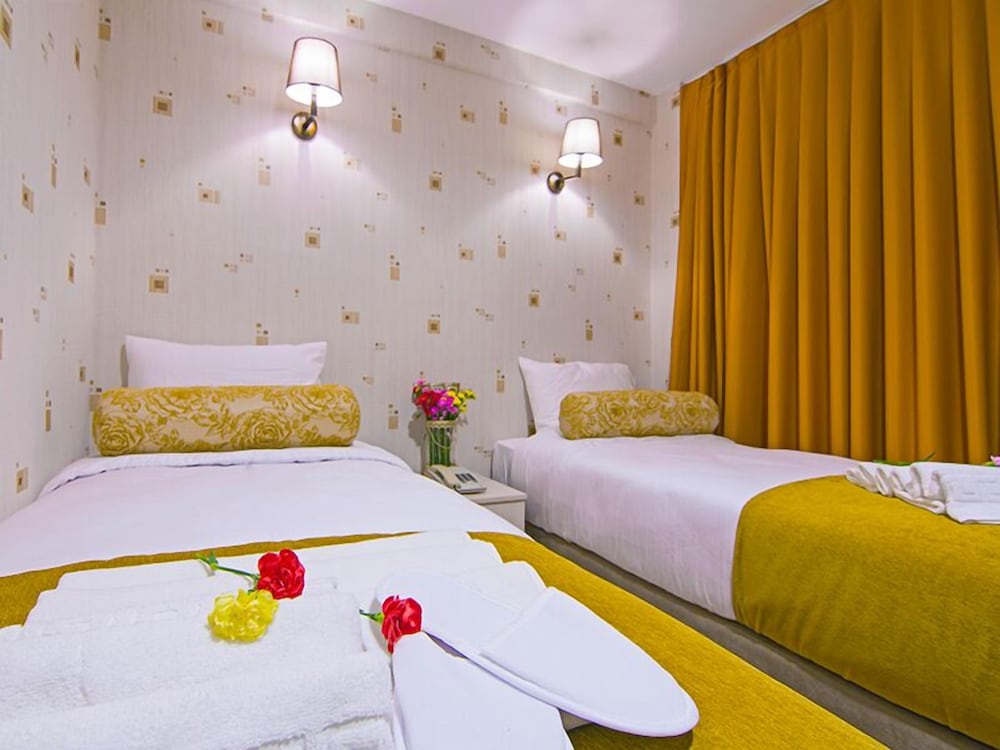 Kuzen Otel - Adults Only 3/50