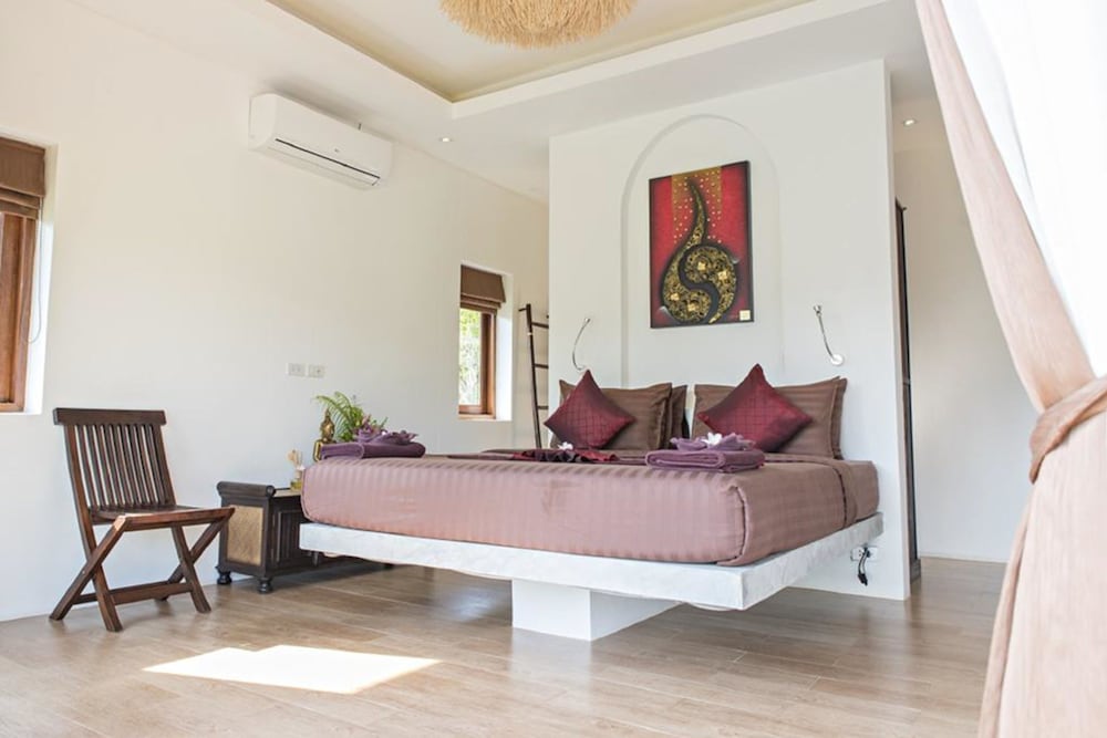 Tropical Season Villa Resort 24/34