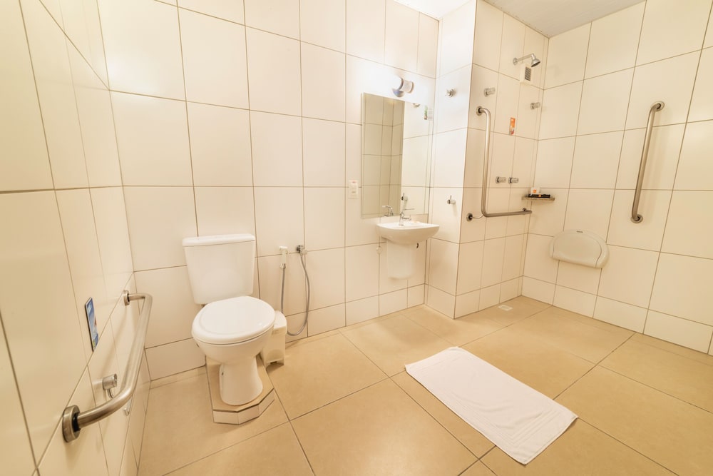 HOTEL 10 SAO LEOPOLDO 46/46
