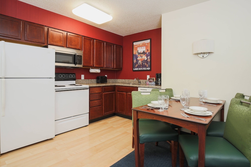 Residence Inn by Marriott Flint 37/47