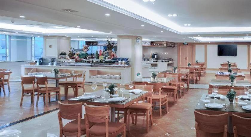 Venus International Hotel (Huizhou West Lake) 42/55